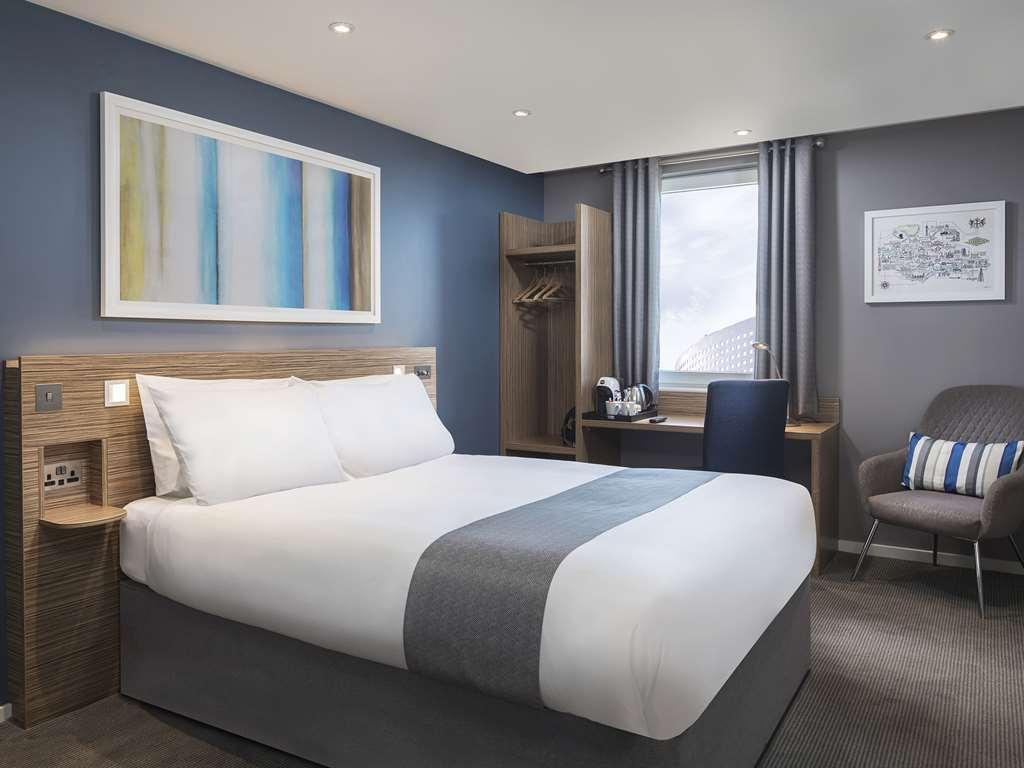הורלי Mercure London Gatwick Airport חדר תמונה