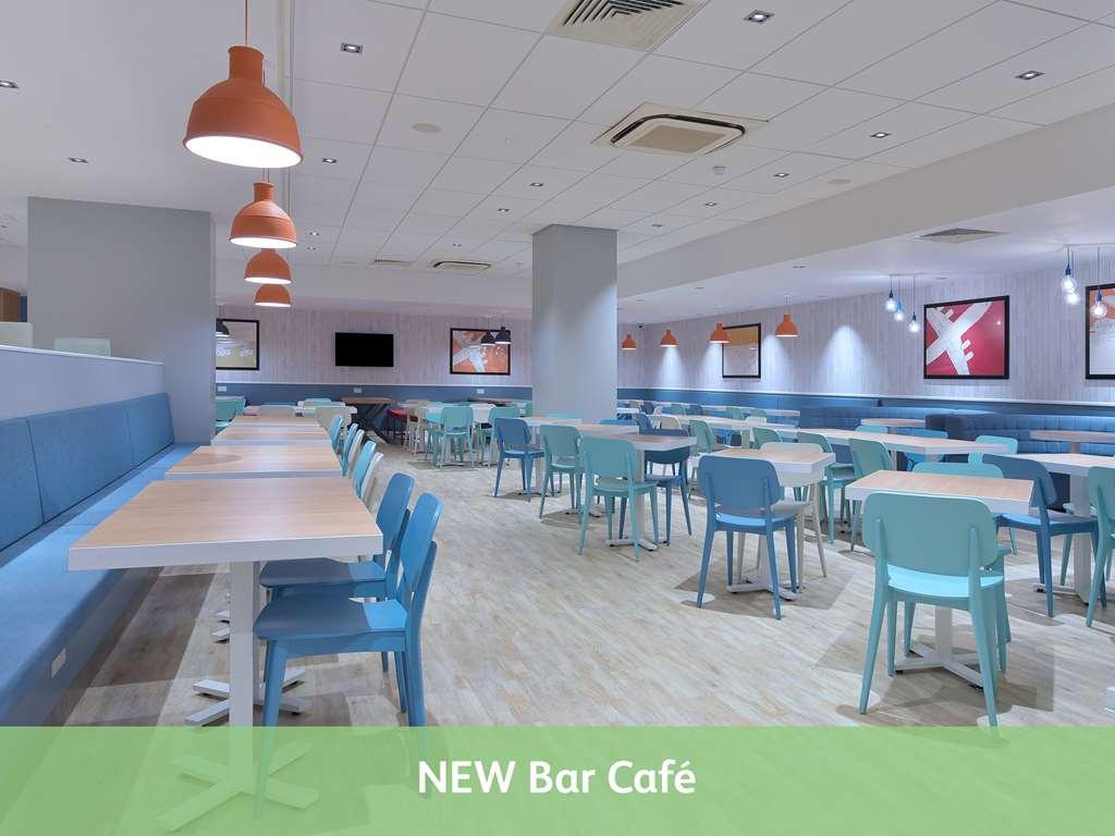 הורלי Mercure London Gatwick Airport מסעדה תמונה