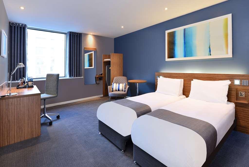 הורלי Mercure London Gatwick Airport חדר תמונה