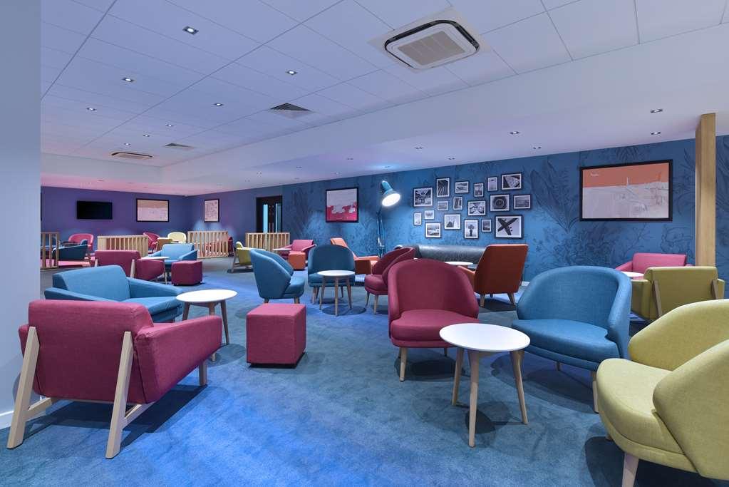 הורלי Mercure London Gatwick Airport מסעדה תמונה