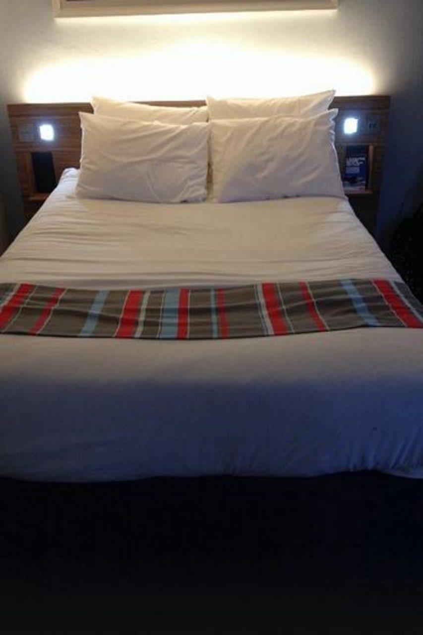 הורלי Mercure London Gatwick Airport מראה חיצוני תמונה