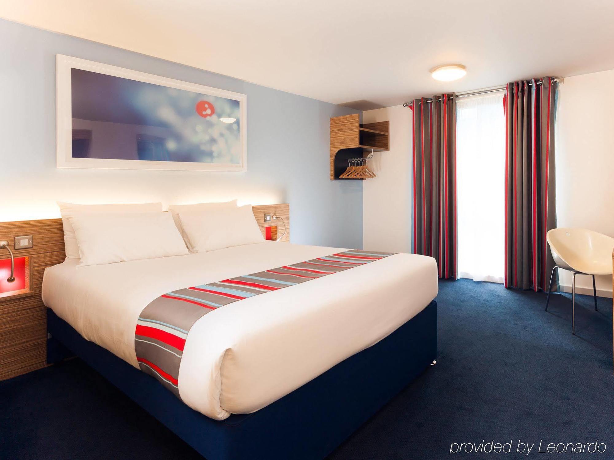 הורלי Mercure London Gatwick Airport מראה חיצוני תמונה