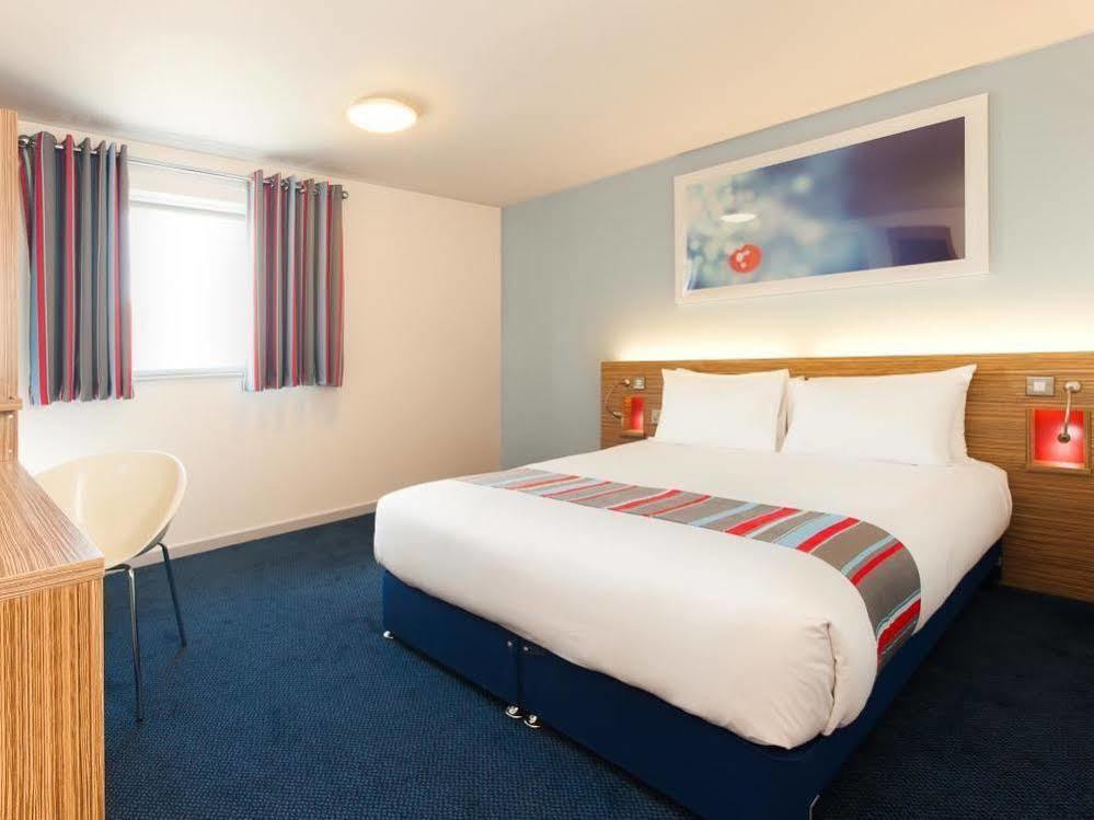הורלי Mercure London Gatwick Airport מראה חיצוני תמונה
